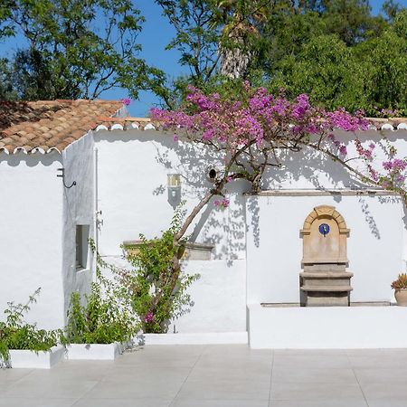 Amago Guesthouse Santa Bárbara de Nexe Extérieur photo