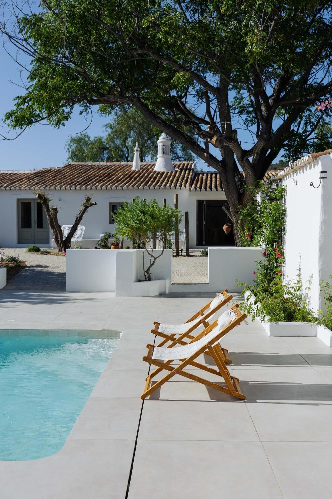 Amago Guesthouse Santa Bárbara de Nexe Extérieur photo